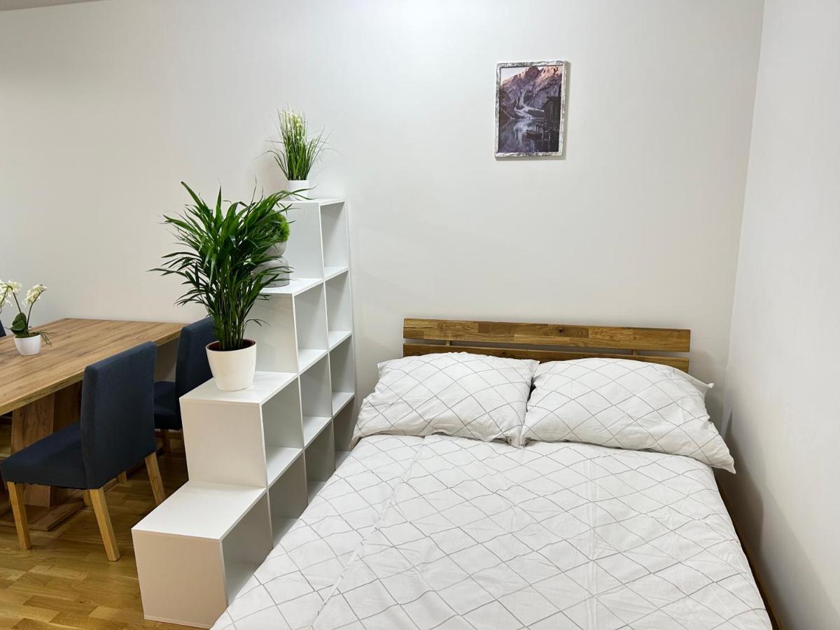 55 M2 Stylish Apartment With Balcony & Parking Wien Exterior foto