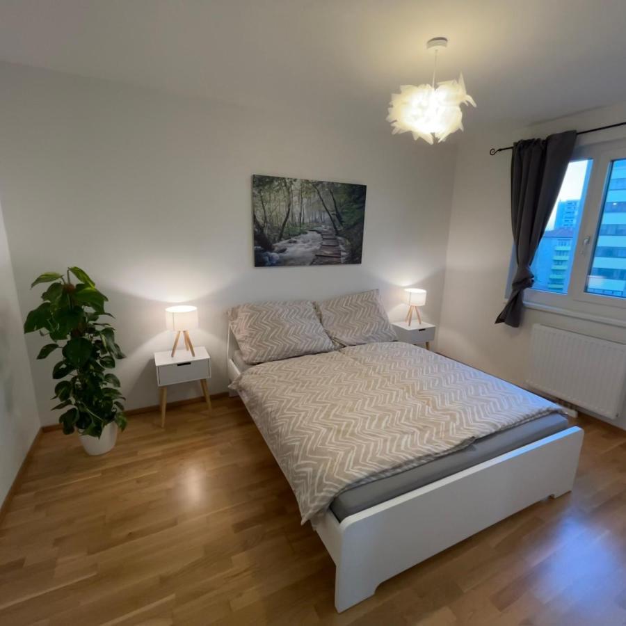 55 M2 Stylish Apartment With Balcony & Parking Wien Exterior foto