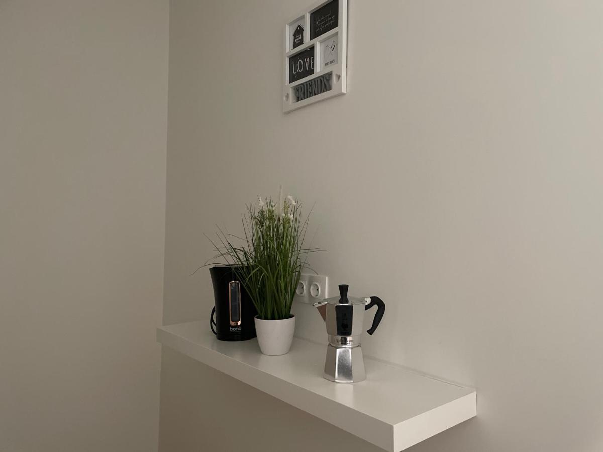 55 M2 Stylish Apartment With Balcony & Parking Wien Exterior foto