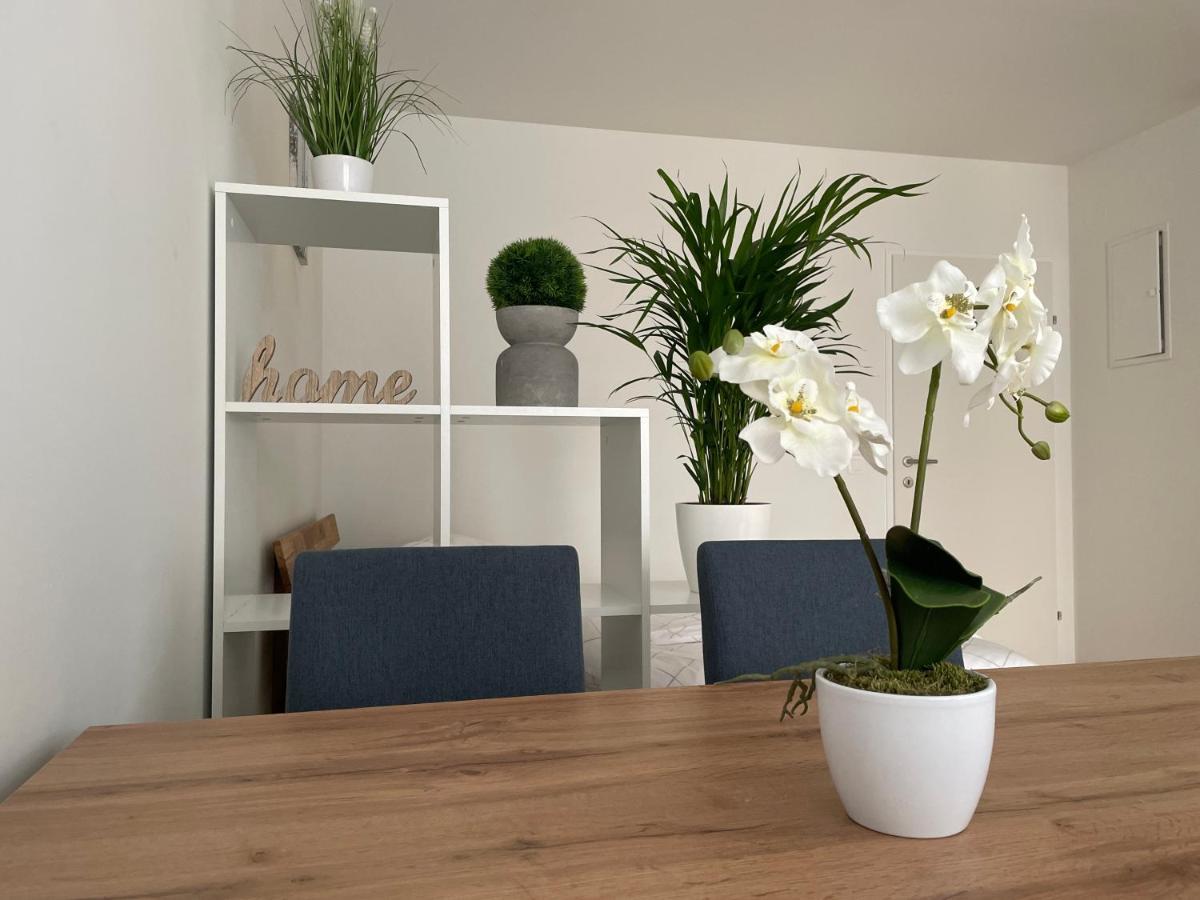 55 M2 Stylish Apartment With Balcony & Parking Wien Exterior foto