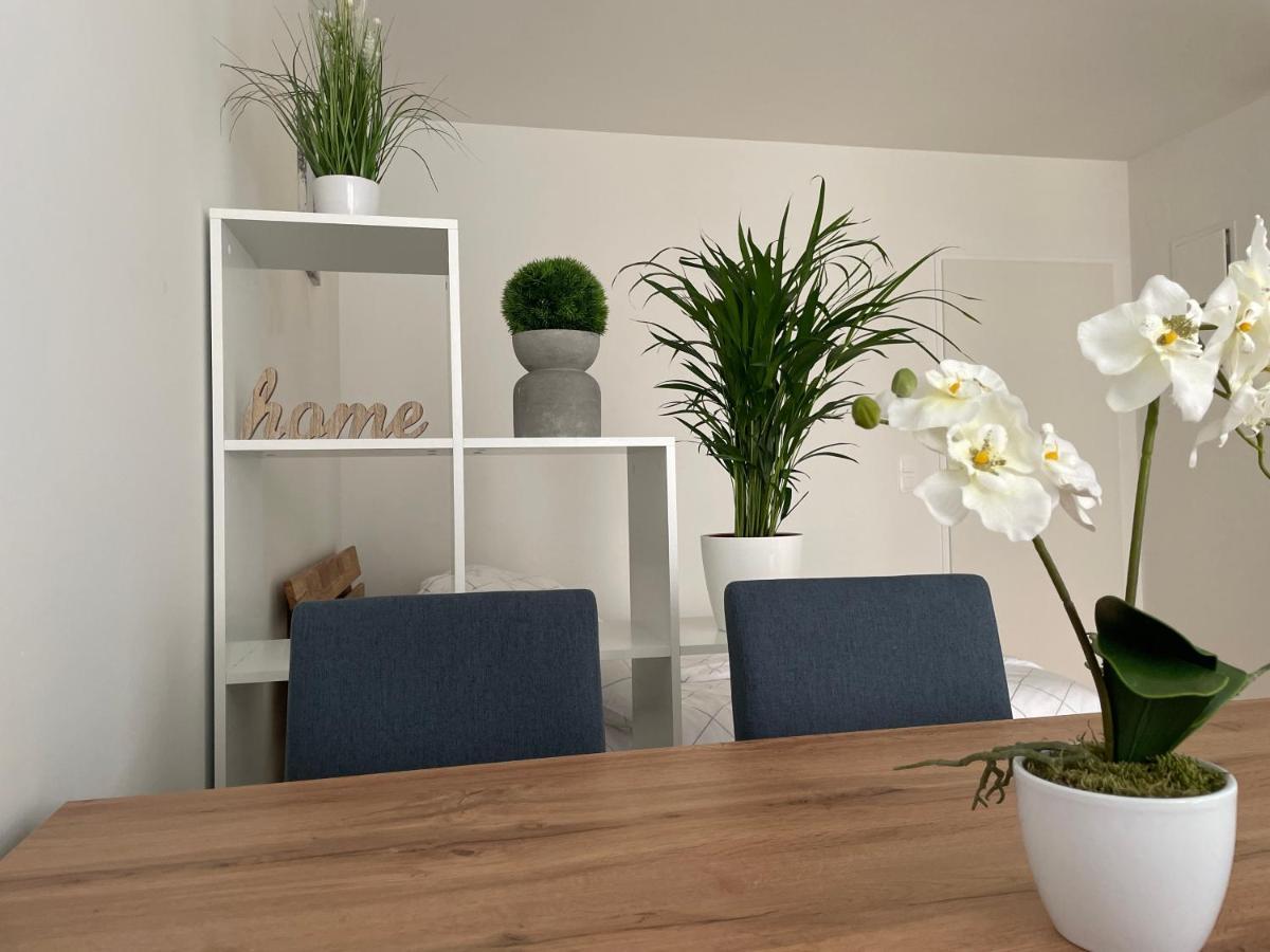 55 M2 Stylish Apartment With Balcony & Parking Wien Exterior foto